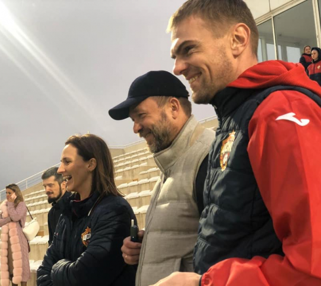 Дмитрий Саблин поздравил футболисток ЦСКА